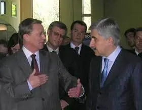 ПАК ФА поднимется в воздух к концу 2008 года, заявил Сергей Иванов