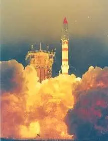 Ракета-носитель "Космос-3М" вывела на орбиту военный спутник серии "Космос"