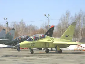 Иркутский авиазавод поставит российским ВВС 62 учебно-боевых истребителя Як-130