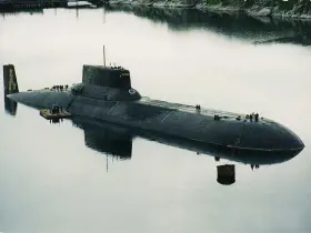 На строящуюся в Северодвинске головную АПЛ нового поколения прибыл экипаж