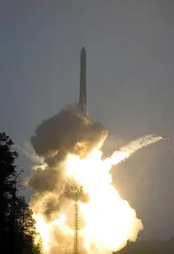 В конце 2009 года российский ОПК поставил в войска первое боевое подразделение РС-24